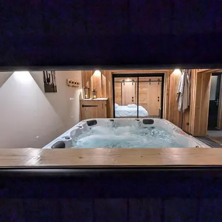 Holiday home En Plain'nature- Jacuzzi Privatif-4 Personnes Bionville